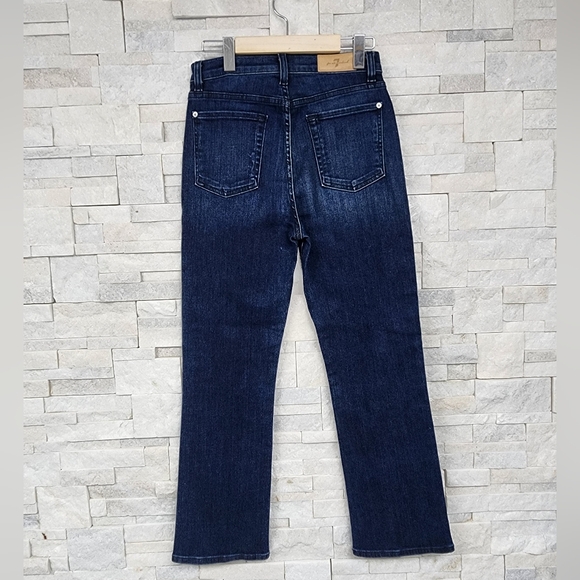 Bundle jeans ,vintage luxe, and Levi's - Picture 5 of 11